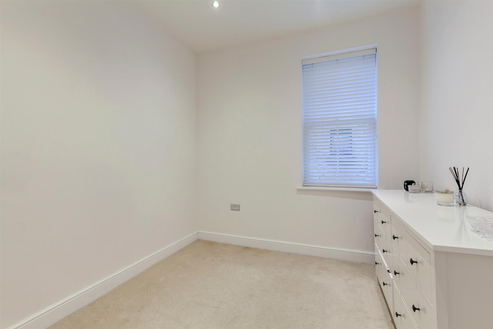 Queens Road, Brentwood Keith Ashton